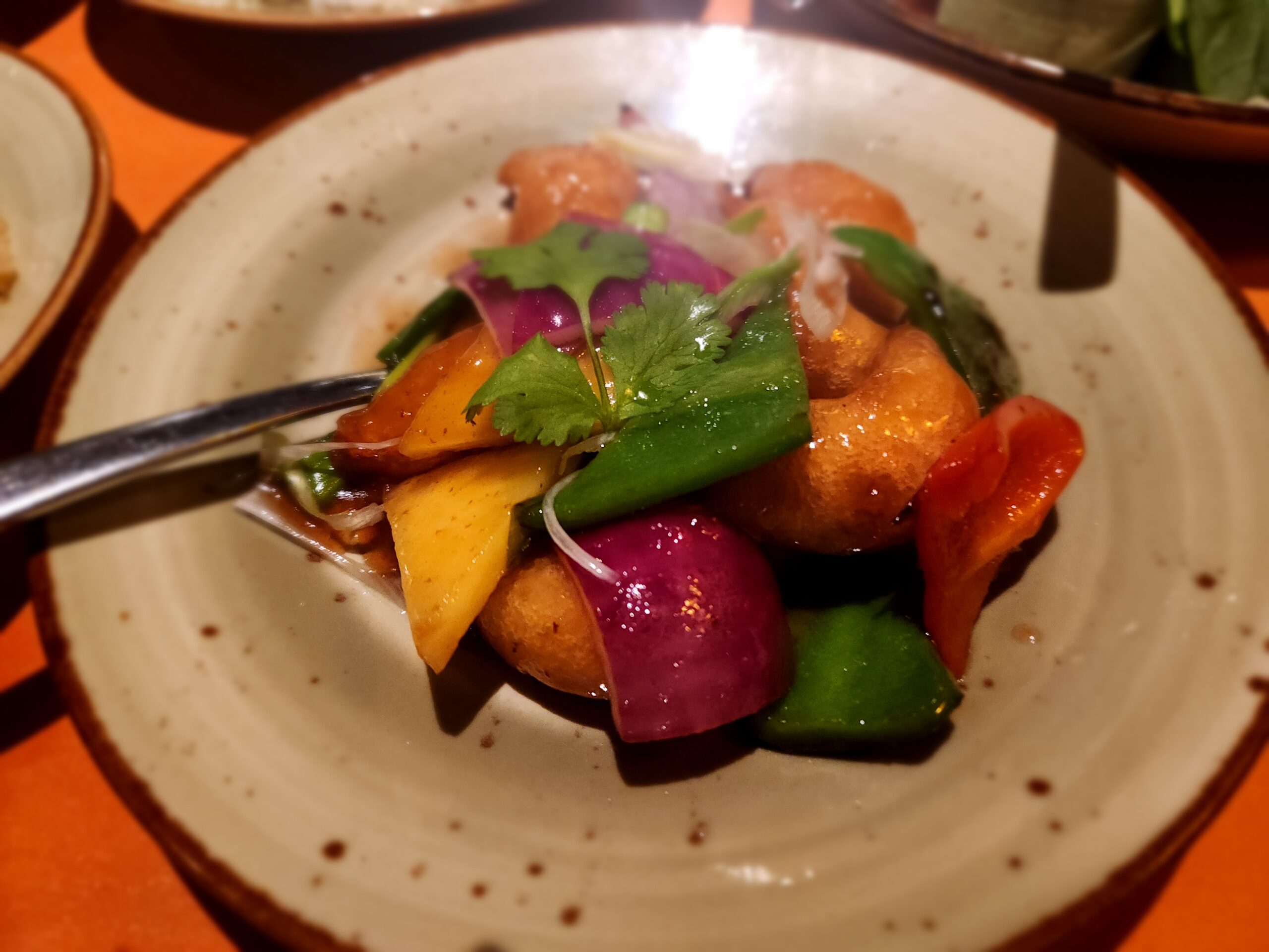 jijis asian kitchen dinner family style carnival panorama