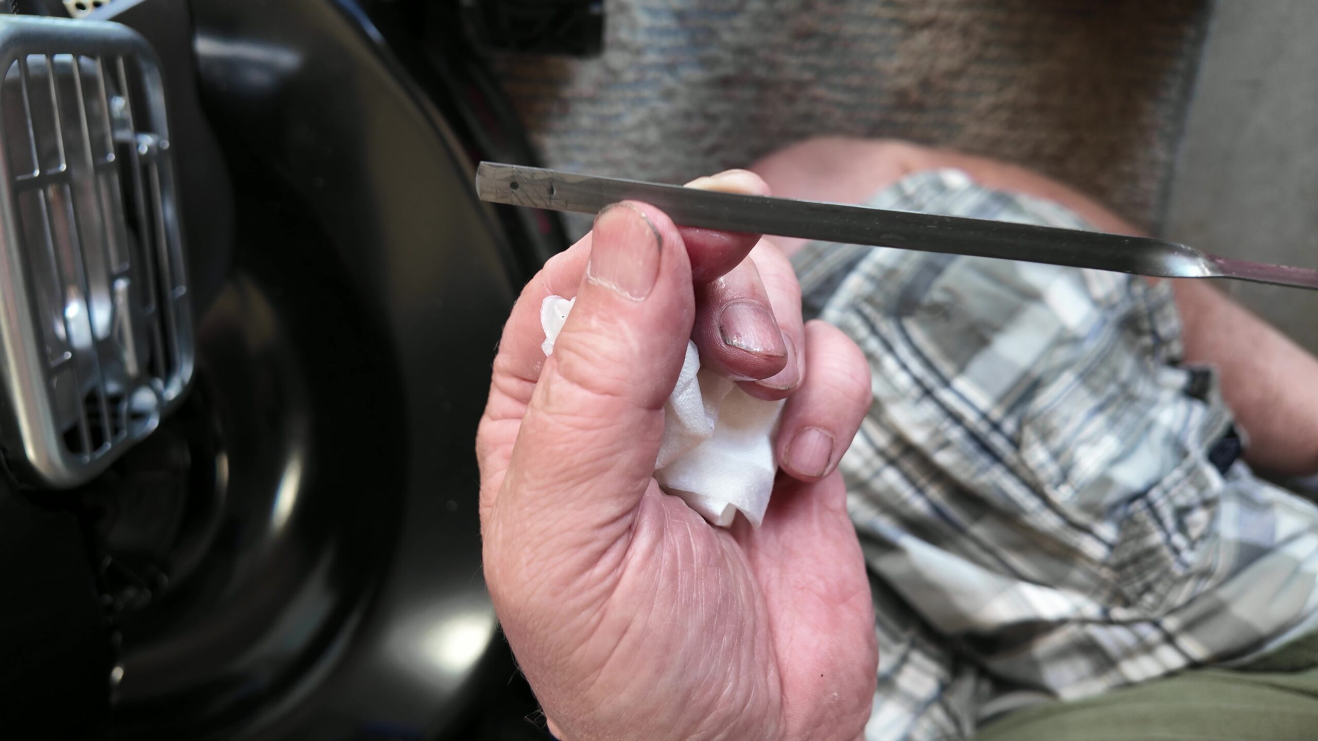 toro mower oil dipstick sae30 check